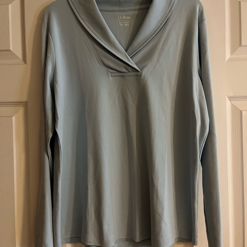 L.L. Bean Women's Long Sleeve Tee - Light blue
